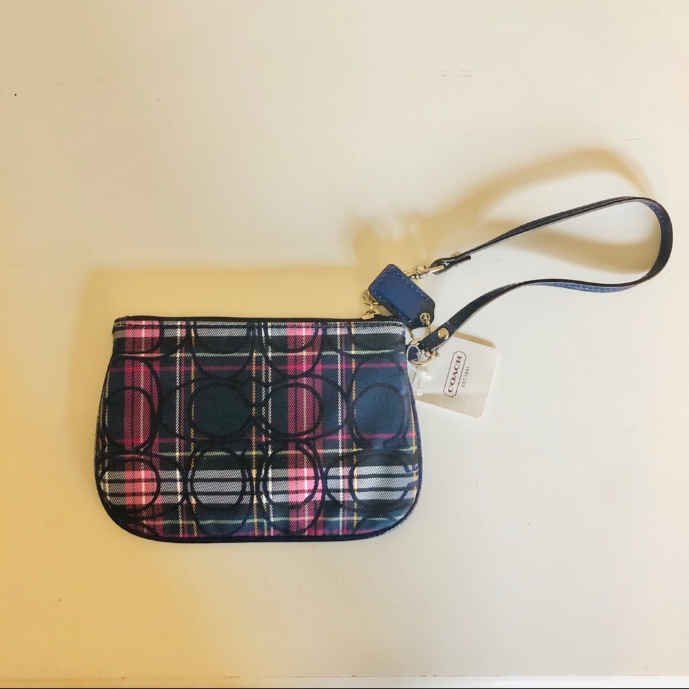 Coach wristlet NWT